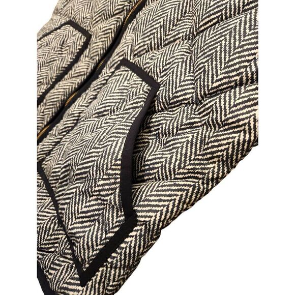 J.Crew Down Filled Vest herringbone black white pattern womens Small Quilted - Picture 7 of 9